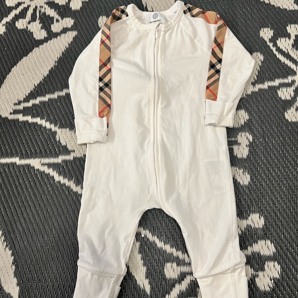 Burberry one piece size 6m